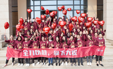 嘉興海寧：網(wǎng)上盛開(kāi)的鮮花—虹越花卉的電商之路